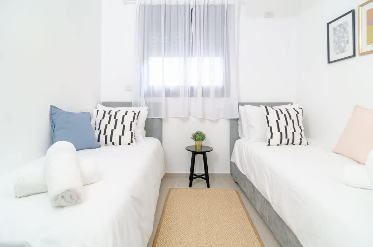 Michaelangelo Luxury Garden Apartment With Private Pool Tibériade Extérieur photo